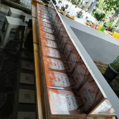 Acara Peluncuran Buku “Teman Kecilku” Karya Penulis Cilik Temanggung