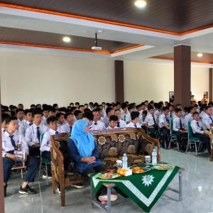 Pelatihan Menulis Bersama Duta Baca Indonesia di Banyumas