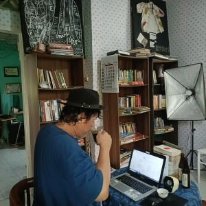 Membaca Itu Sehat, Menulis Itu Hebat